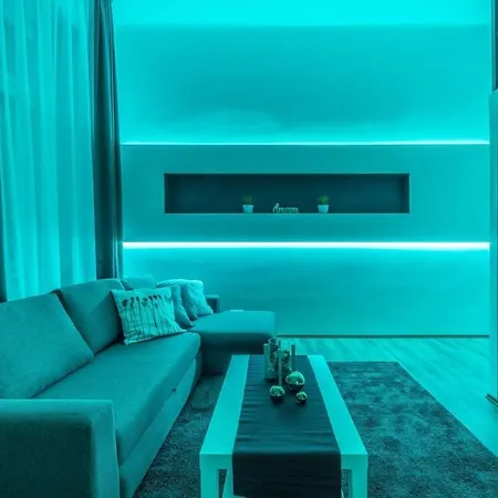 Perfect Chic Downtown Loft - E1 *
