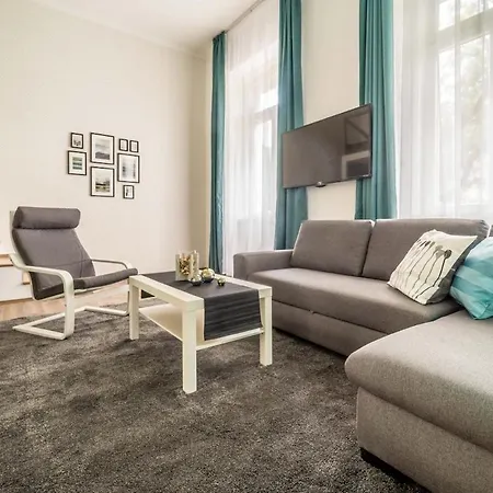 Perfect Chic Downtown Loft - E1 Διαμέρισμα